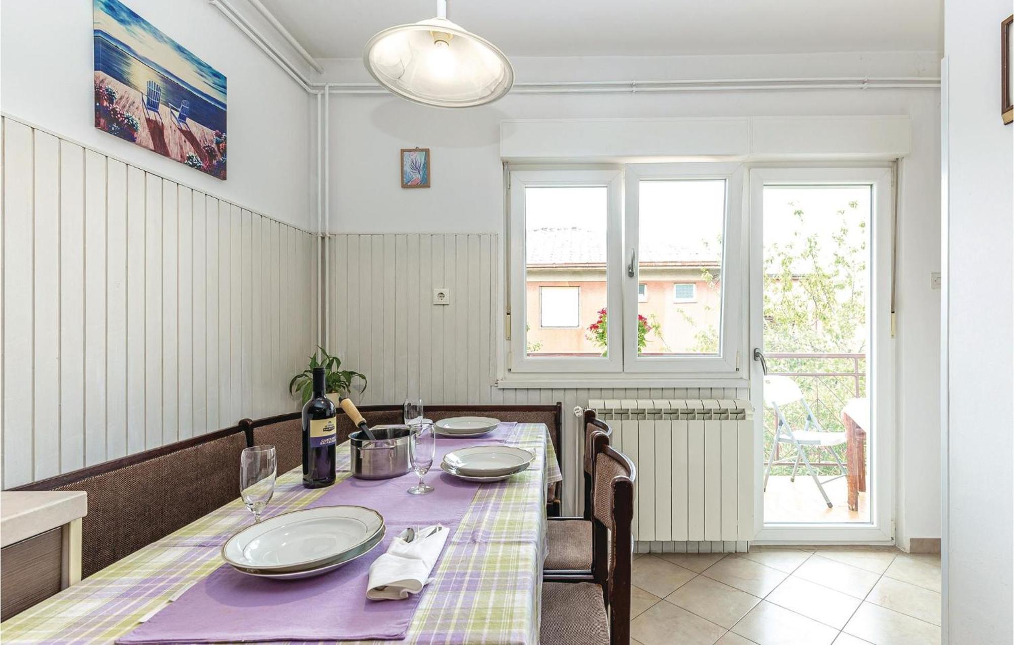 Amazing Apartment In Rijeka With Wifi Exterior foto