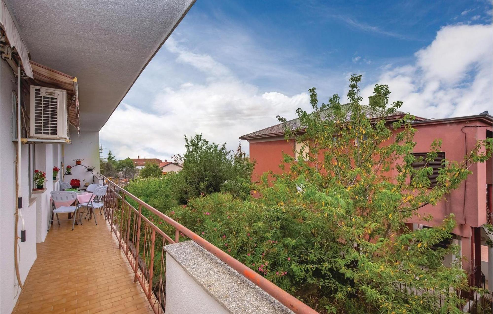 Amazing Apartment In Rijeka With Wifi Exterior foto